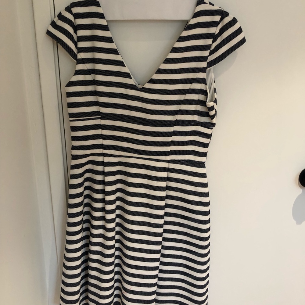Jessica Simpson cap sleeve fit and flare dress